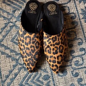 Vince Camuto Leopard Print Pointed Toe Mules - Tan/Black